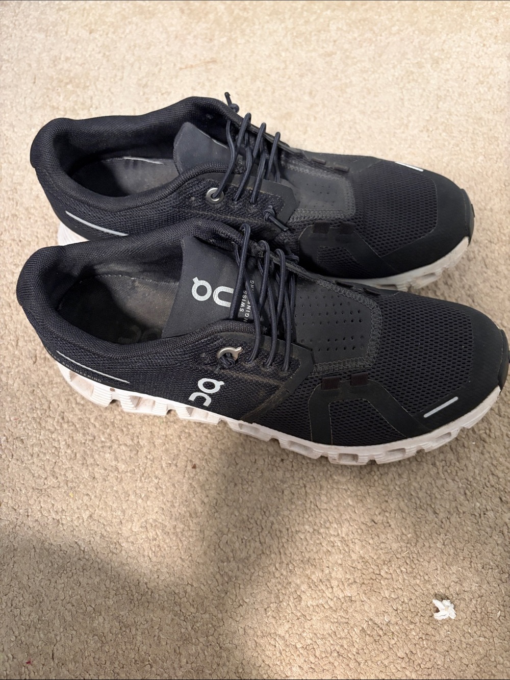On cloud Womens size 6.5